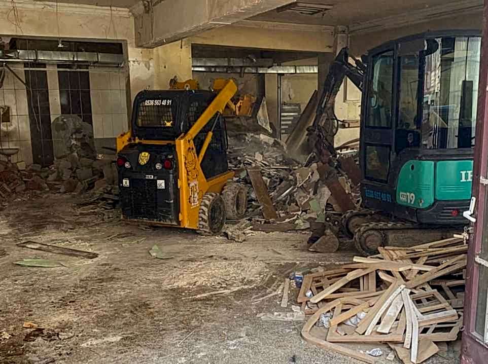 Mamak Bina Yıkımı